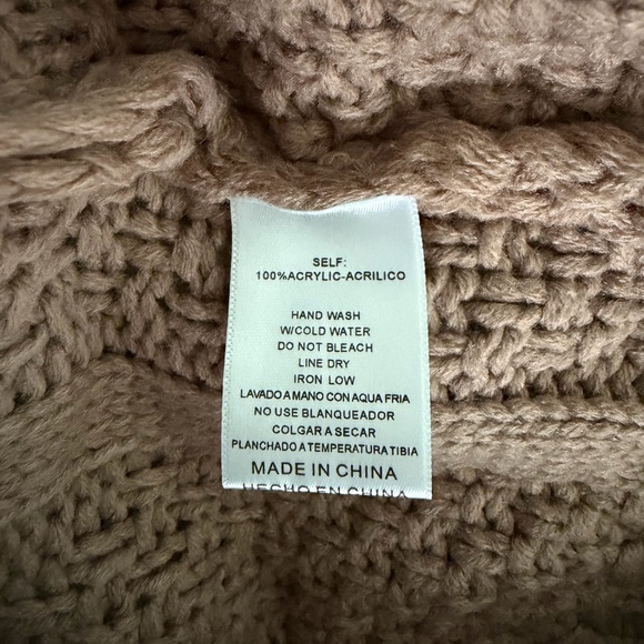 ALTAR'D STATE Cable Knit Sweater Women's Size Small Mushroom Brown NWT - Picture 5 of 6